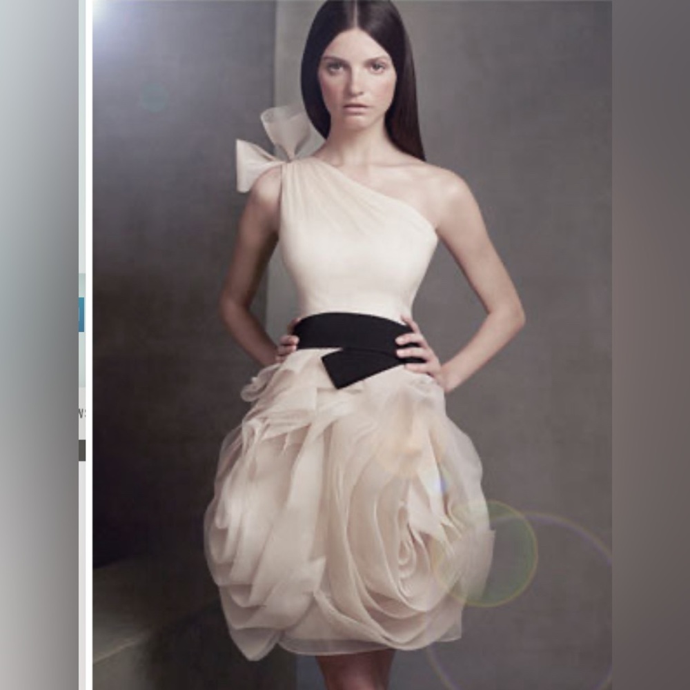 White by Vera Wang Cream & Black One-Shoulder Prom Cocktail Evening Dress Size 4